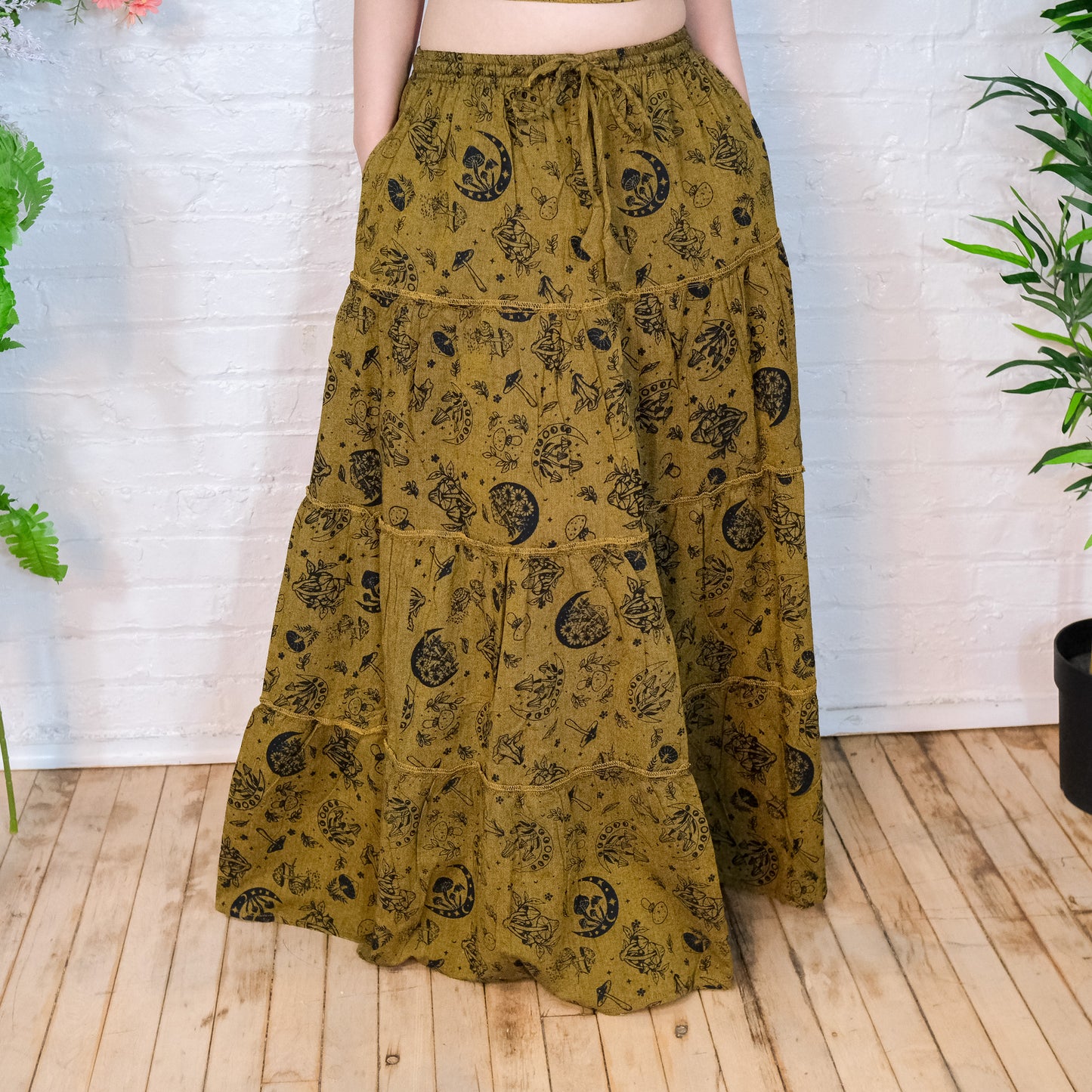 Flowy Tiered Mushroom Boho Skirt with Pockets