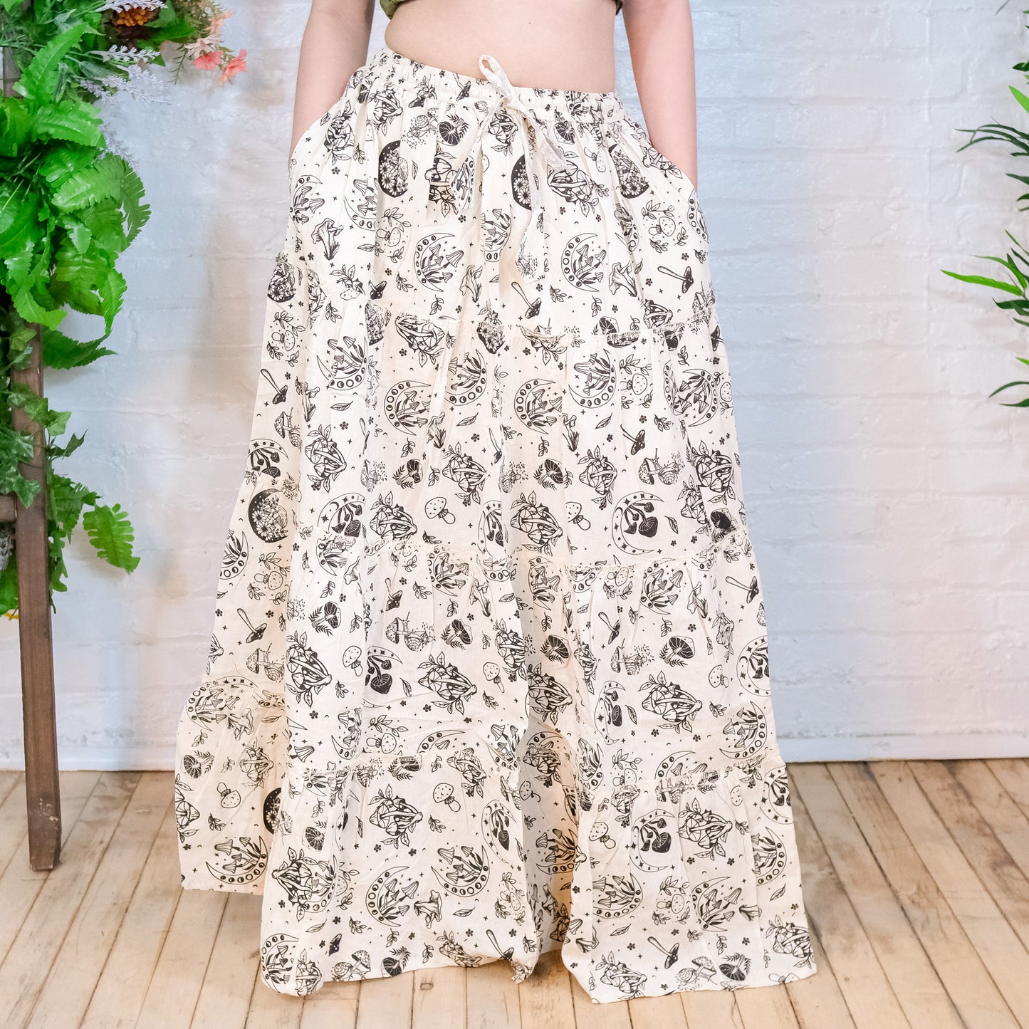 Flowy Tiered Mushroom Boho Skirt with Pockets