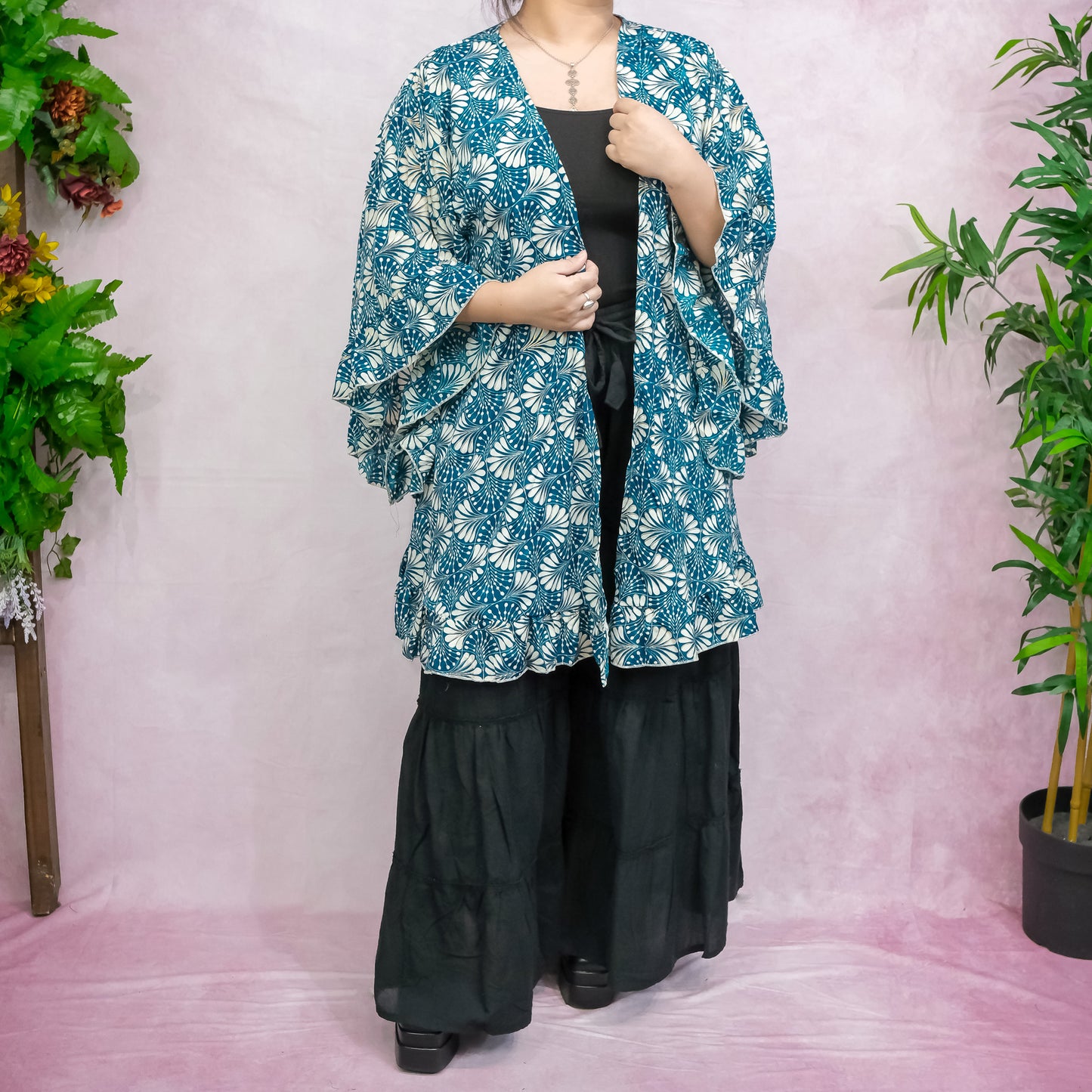 Flowy Ruffle Short Boho Kimono with Pockets