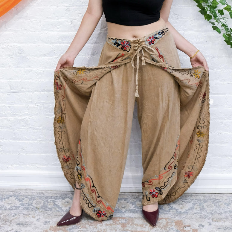 Flowy Wide Leg Embroidery Slit Pant
